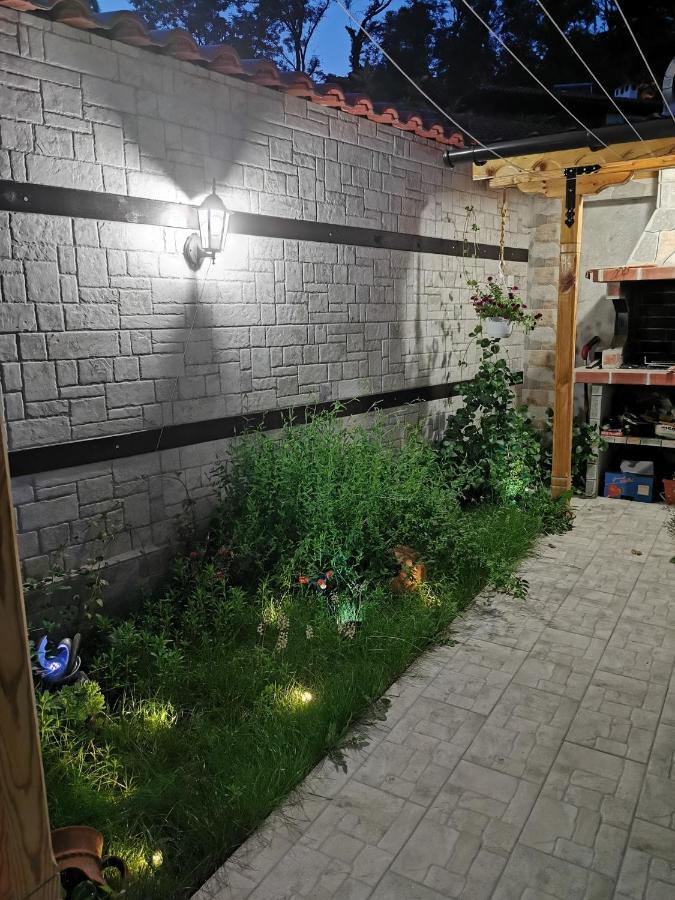 Rose Valley Guest House Kazanlŭk Dış mekan fotoğraf