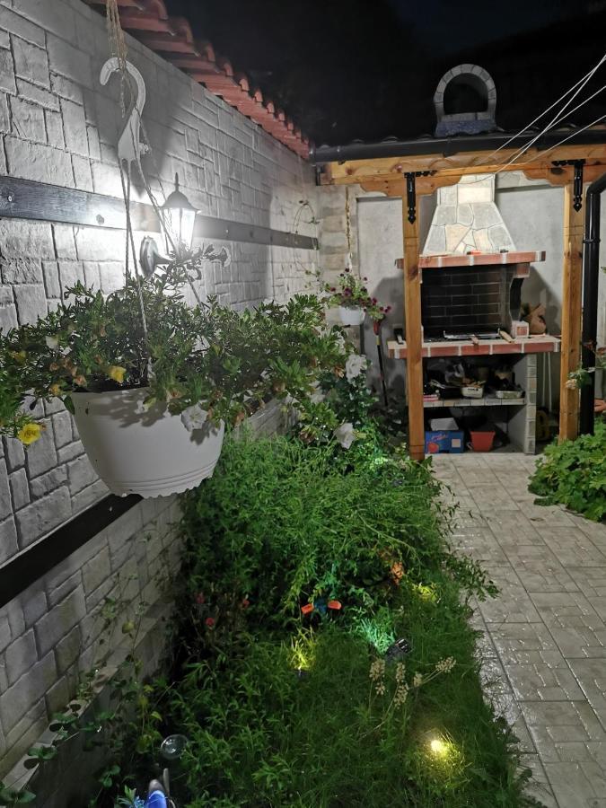 Rose Valley Guest House Kazanlŭk Dış mekan fotoğraf