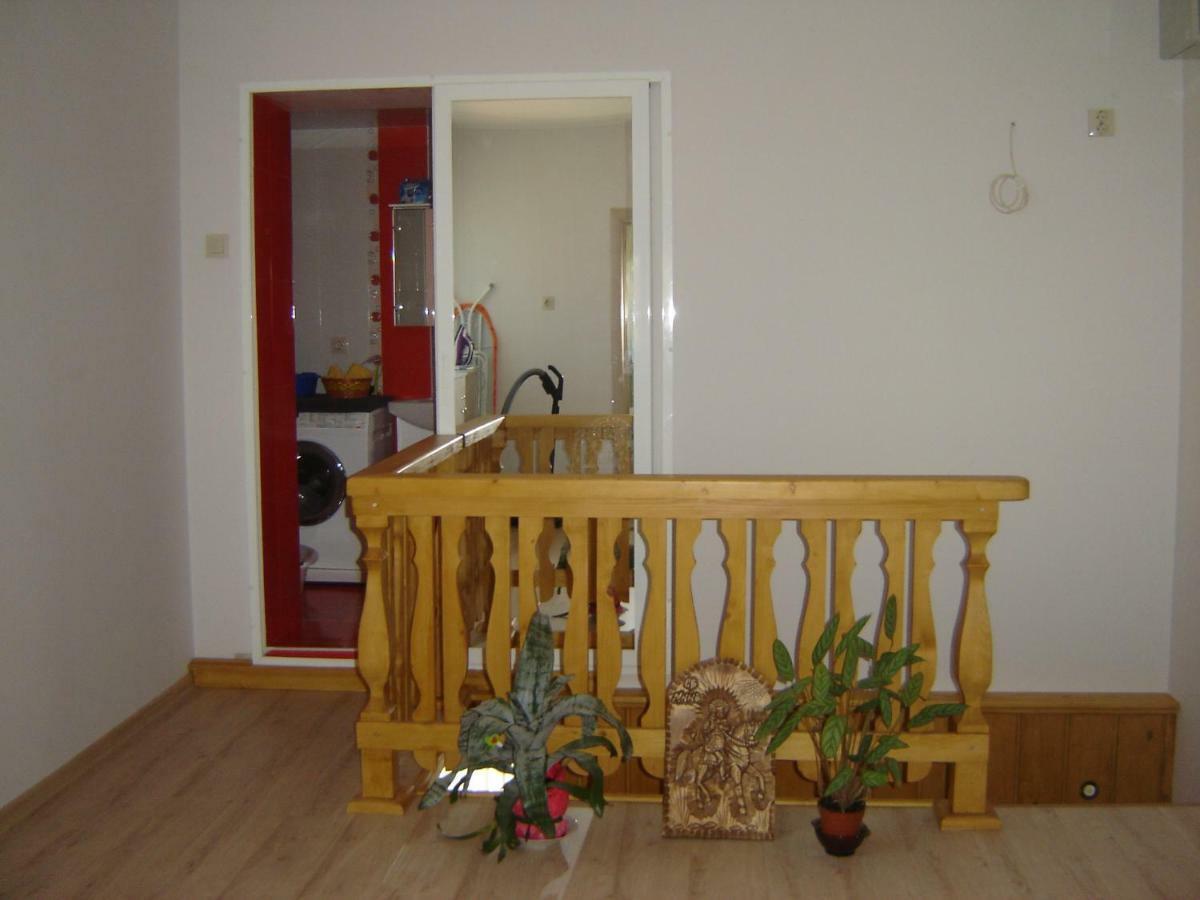 Rose Valley Guest House Kazanlŭk Dış mekan fotoğraf